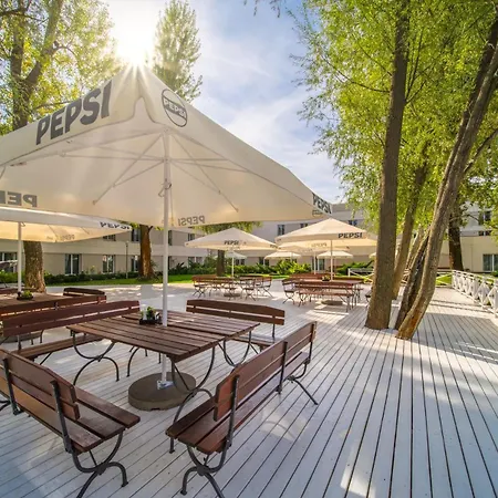Garden 3* Raszyn