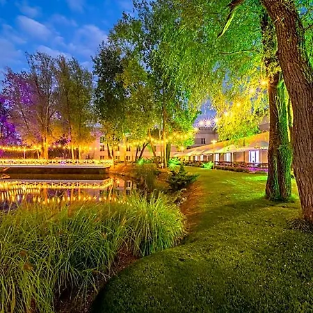 Garden 3* Raszyn