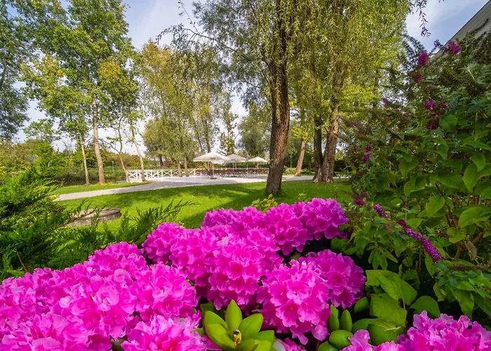 Garden Kompleks wypoczynkowy 3*